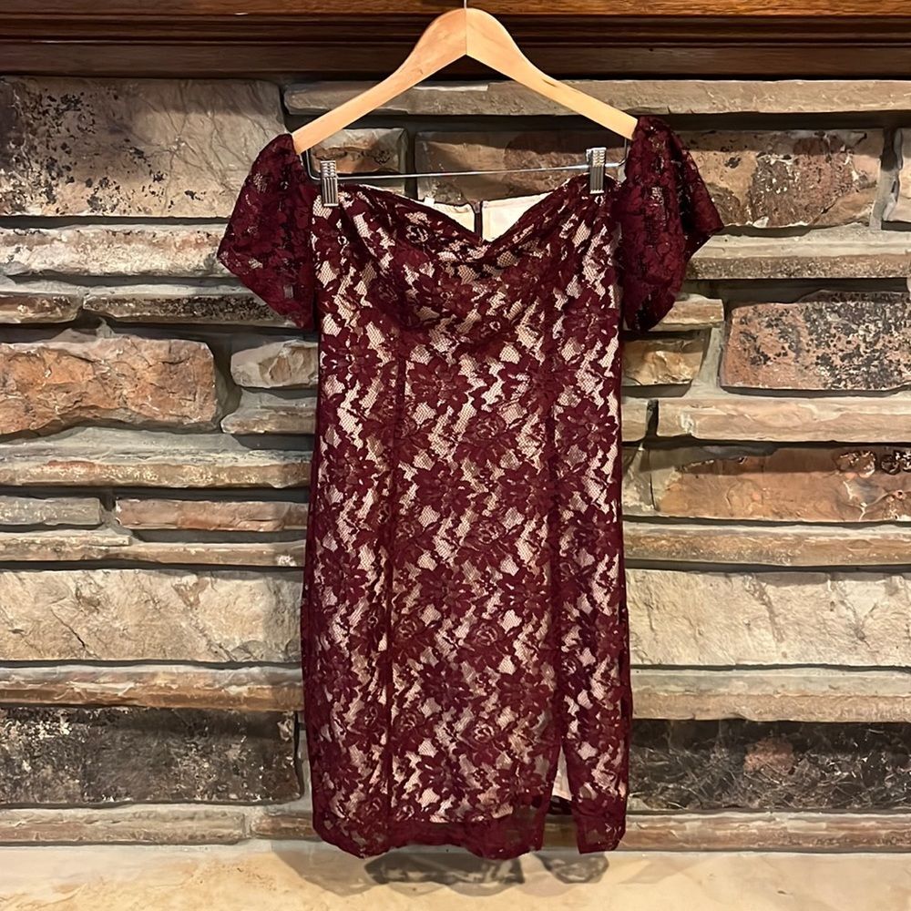 J.O.A. Off-The-Shoulder Lace Mini Dress Burgundy Floral Sweetheart Strapless